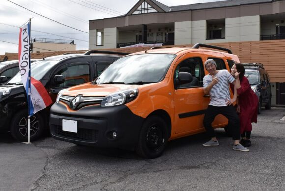 カングー　オランジュコロンジュご納車